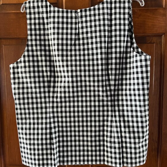 Black and White Checked Sleeveless Top - Picture 3 of 9